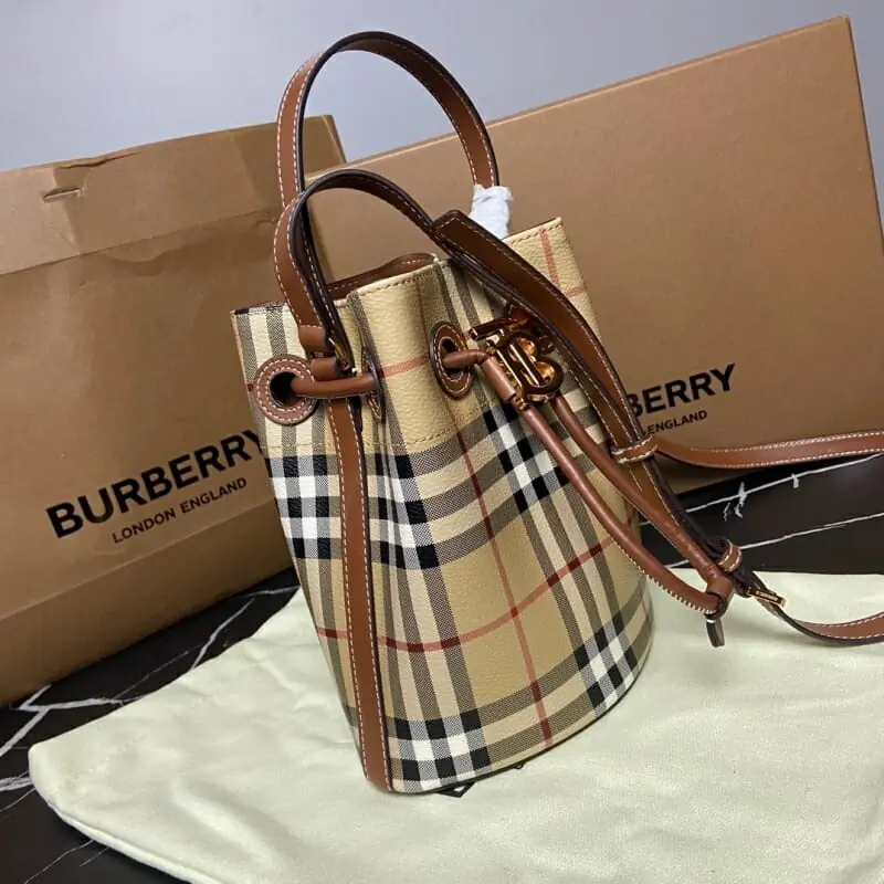 burberry aaa qualite sac a main  pour femme s_113aa472